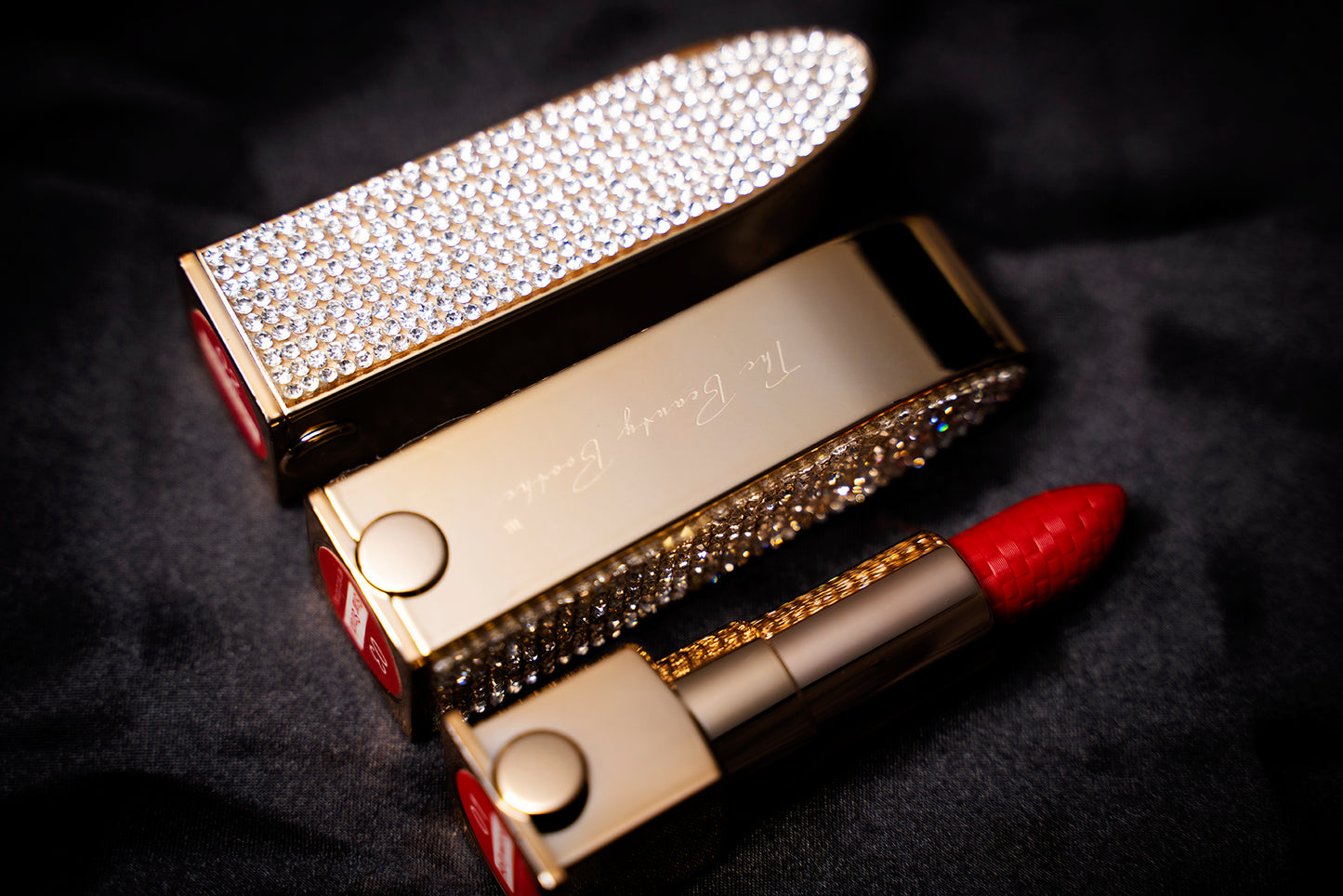 Hollywood Luxury Red Velvet Matte Lipstick "Queens Edition"-Diamond Lipstick